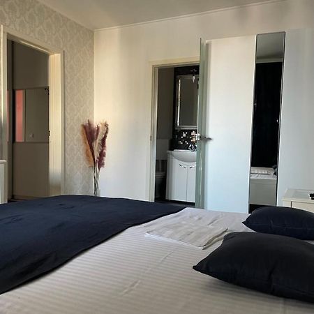 Apartament Cu 3 Dormitoare Jolie.M Apartment Galati Luaran gambar