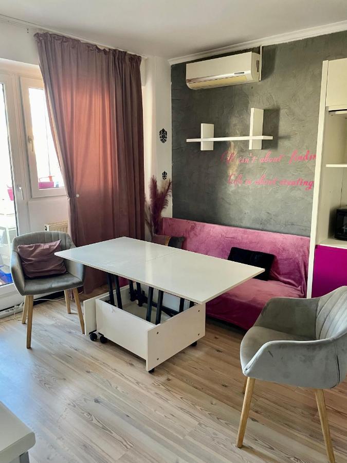 Apartament Cu 3 Dormitoare Jolie.M Apartment Galati Luaran gambar