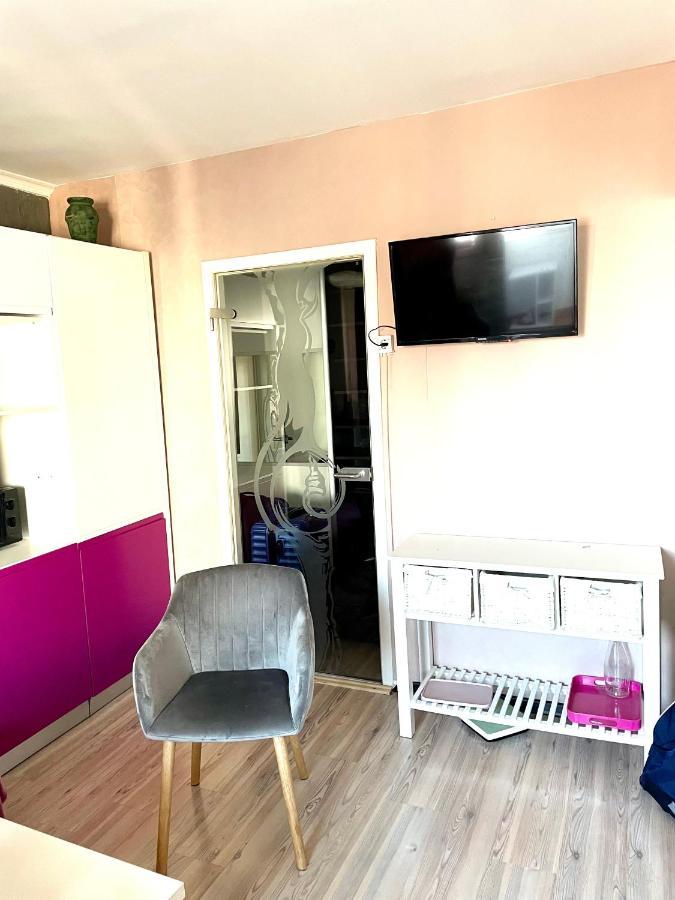 Apartament Cu 3 Dormitoare Jolie.M Apartment Galati Luaran gambar
