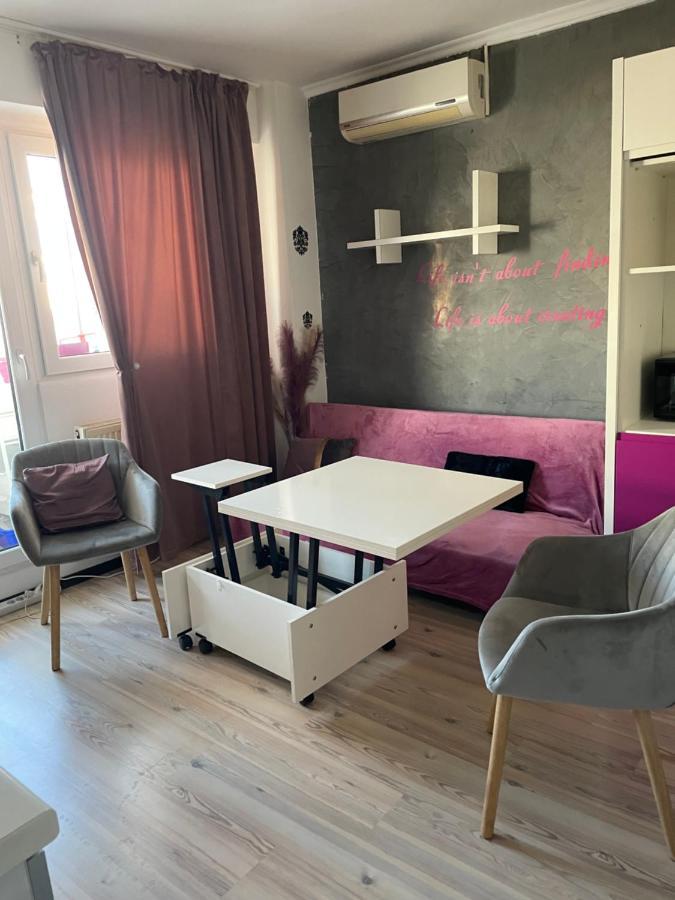 Apartament Cu 3 Dormitoare Jolie.M Apartment Galati Luaran gambar